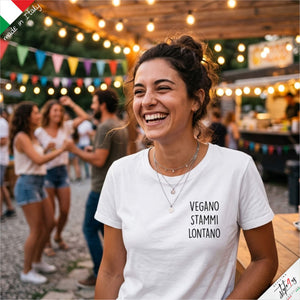 T-Shirt "VEGANO STAMMI LONTANO" – Edizione Artigianale Premium
