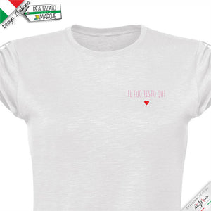 T-shirt piccolo cuore con frase personalizzata